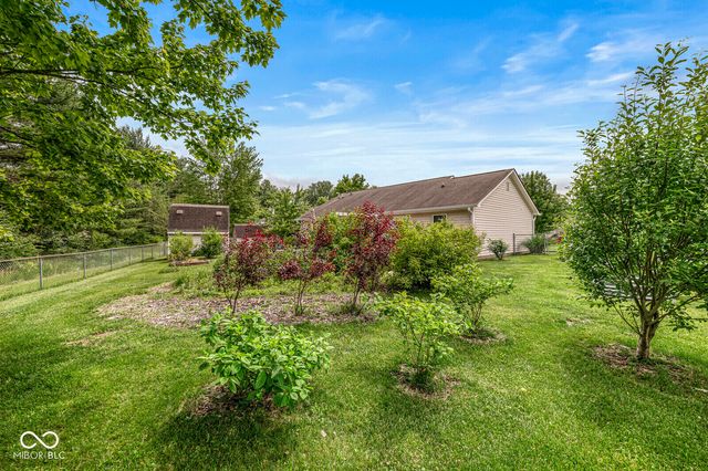 330 Southway Court, Bargersville, IN 46106