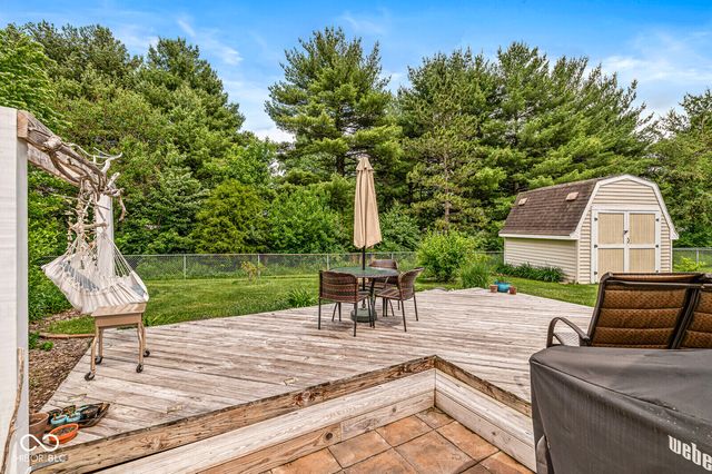 330 Southway Court, Bargersville, IN 46106