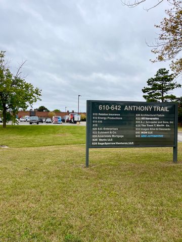 640 Anthony Trail, Northbrook, IL 60062