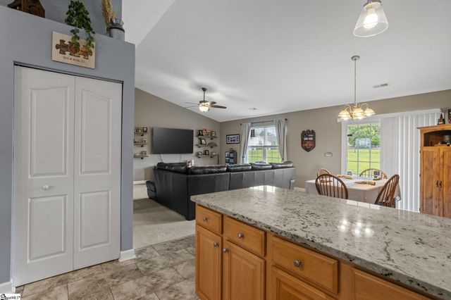 1 Gratiot Lane, Greer, SC 29650