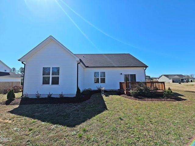 103 Greenhouse Street, Zebulon, NC 27597