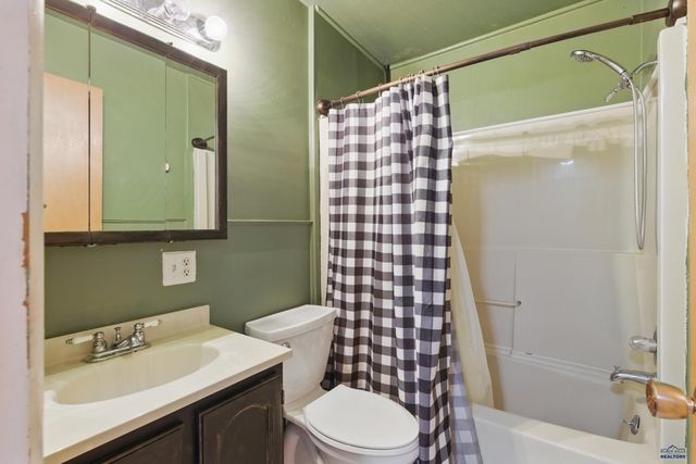 1007 PARK HILL DR, Rapid City, SD 57701