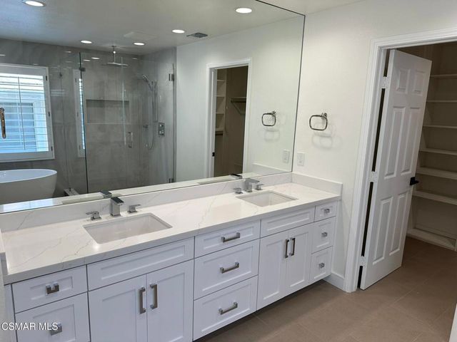 3045 Blazing Star Drive, Thousand Oaks, CA 91362