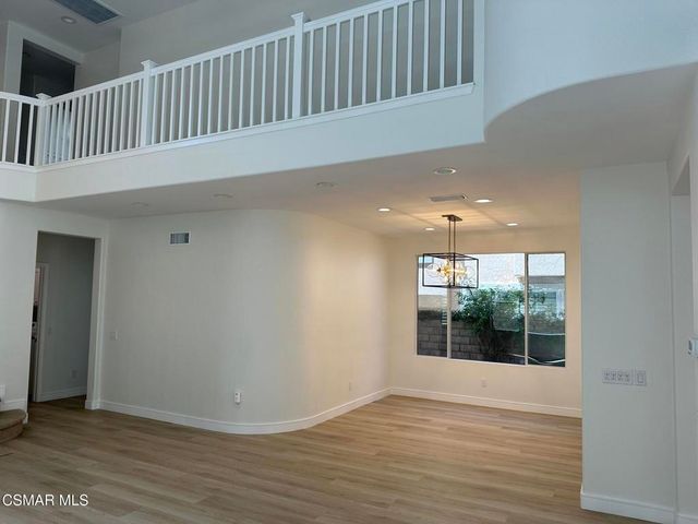 3045 Blazing Star Drive, Thousand Oaks, CA 91362