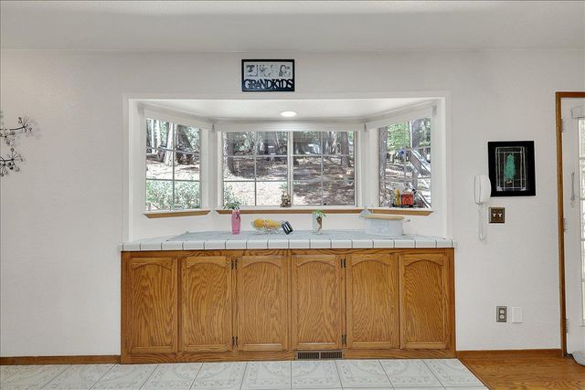 6471 Mica Ct, Pollock Pines, CA 95726