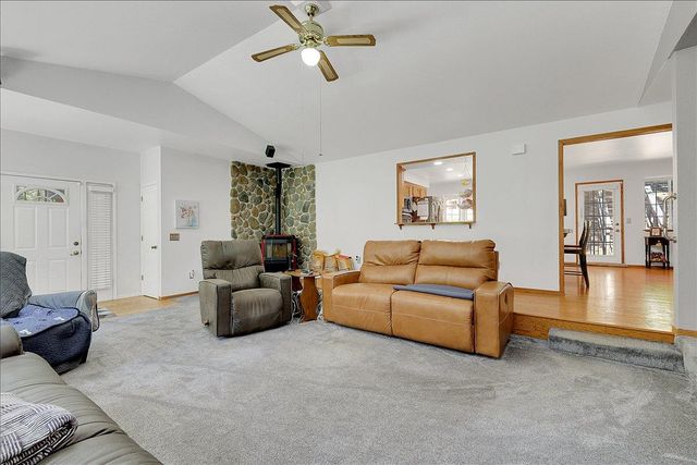 6471 Mica Ct, Pollock Pines, CA 95726