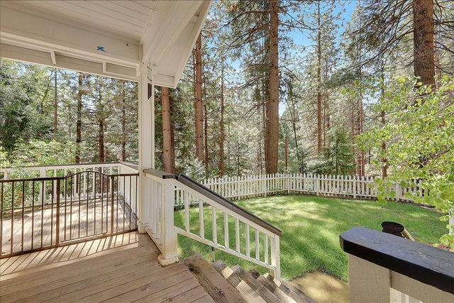 6471 Mica Ct, Pollock Pines, CA 95726
