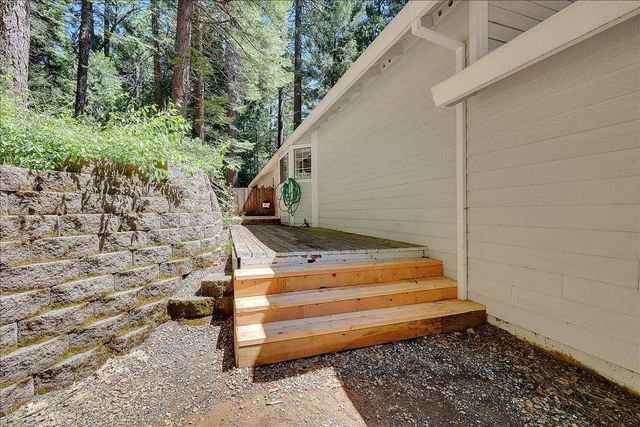 6471 Mica Ct, Pollock Pines, CA 95726