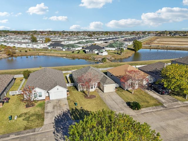 5049 Hauna Lane, Dickinson, TX 77539