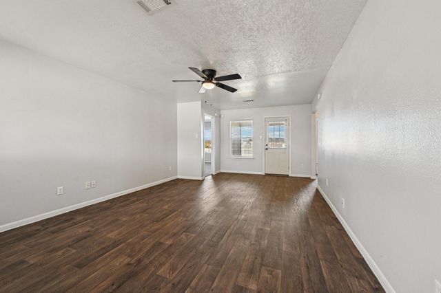 5049 Hauna Lane, Dickinson, TX 77539