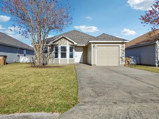 5049 Hauna Lane, Dickinson, TX 77539