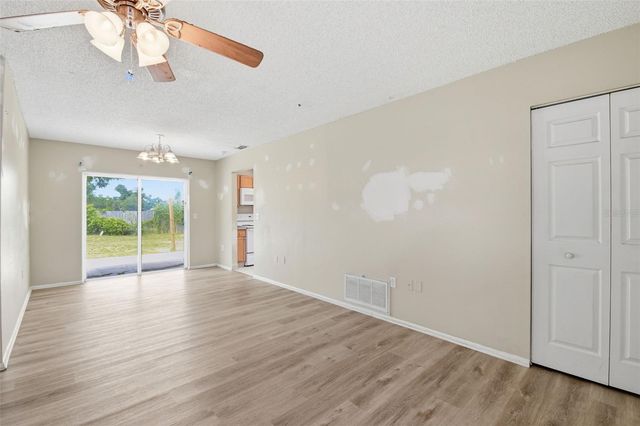 2706 40TH STREET W, Bradenton, FL 34205