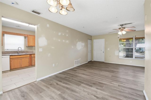 2706 40TH STREET W, Bradenton, FL 34205