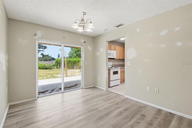2706 40TH STREET W, Bradenton, FL 34205