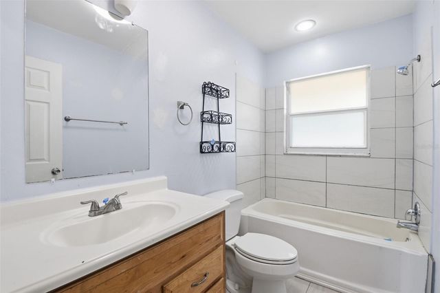 2706 40TH STREET W, Bradenton, FL 34205