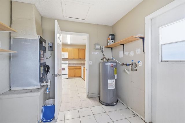 2706 40TH STREET W, Bradenton, FL 34205