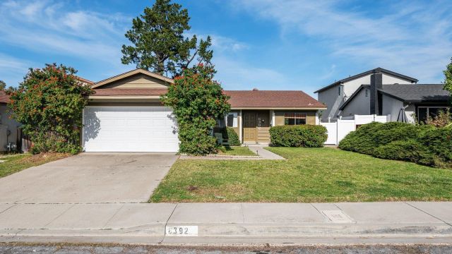 6392 Amberly St, San Diego, CA 92120