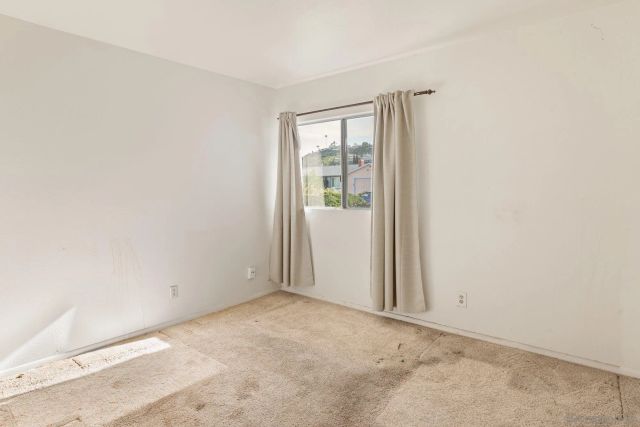 6392 Amberly St, San Diego, CA 92120