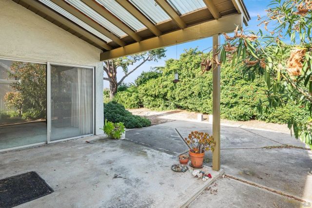 6392 Amberly St, San Diego, CA 92120