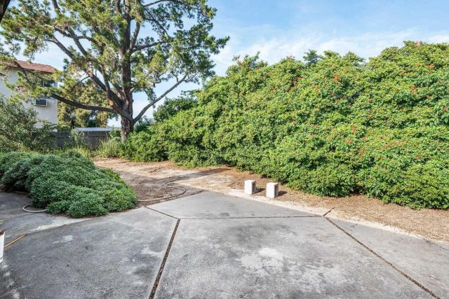 6392 Amberly St, San Diego, CA 92120