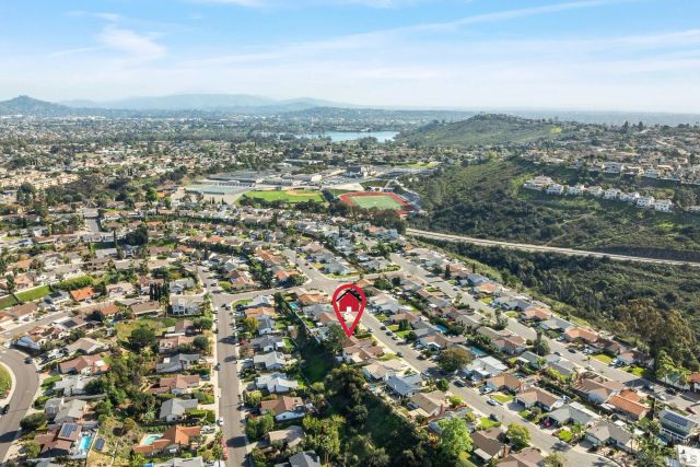 6392 Amberly St, San Diego, CA 92120