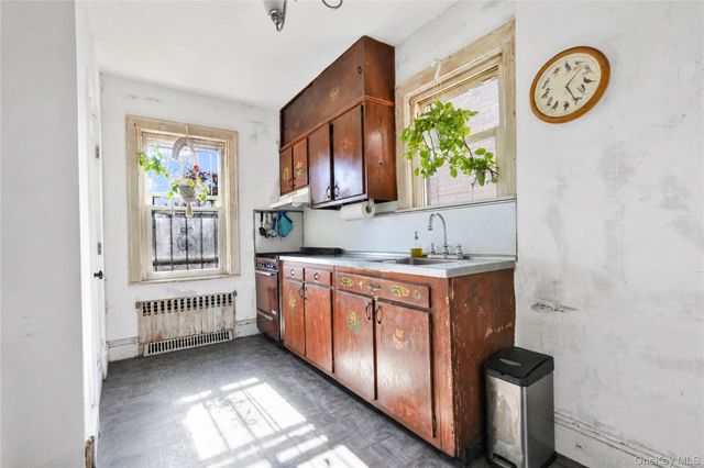 61-20 156th Street, Flushing, NY 11367