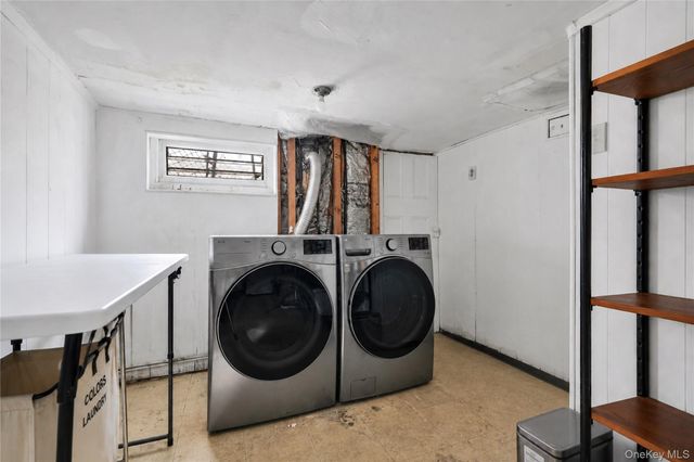 61-20 156th Street, Flushing, NY 11367