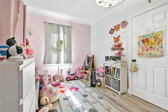 61-20 156th Street, Flushing, NY 11367