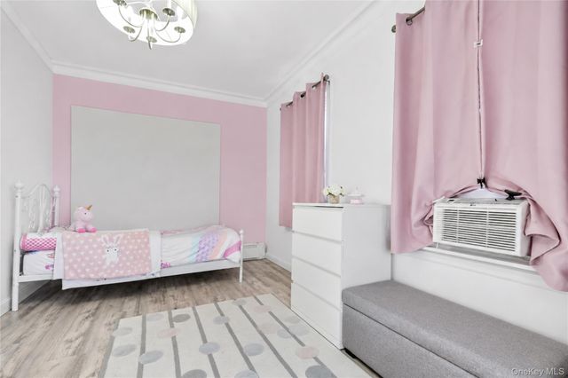 61-20 156th Street, Flushing, NY 11367