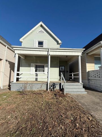 1021 W Franklin Street, Evansville, IN 47710