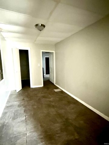 1021 W Franklin Street, Evansville, IN 47710