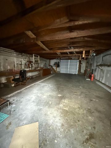 1021 W Franklin Street, Evansville, IN 47710