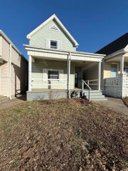 1021 W Franklin Street, Evansville, IN 47710