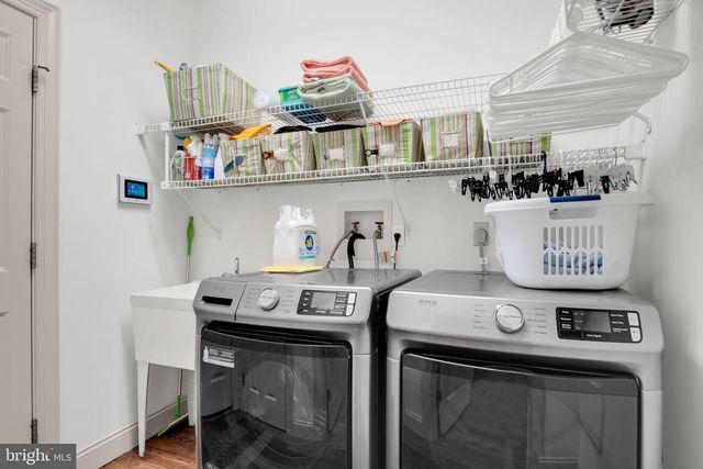 1223 HILLSIDE DR, Carlisle, PA 17013
