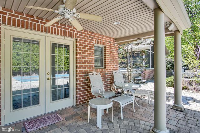 1223 HILLSIDE DR, Carlisle, PA 17013