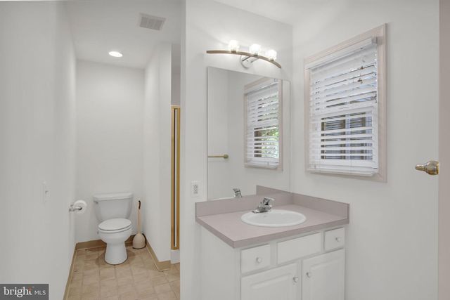 1223 HILLSIDE DR, Carlisle, PA 17013