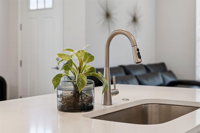 936 KYLEE ALY, Winter Garden, FL 34787