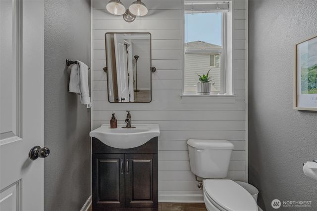 2404 NE 187th Place, Vancouver, WA 98684