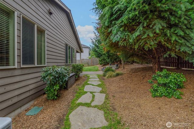 2404 NE 187th Place, Vancouver, WA 98684