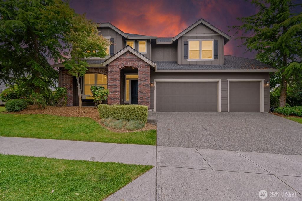 2404 NE 187th Place, Vancouver, WA 98684