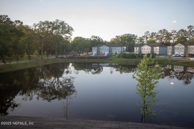 7176 LUMINARY Lane, Jacksonville, FL 32210
