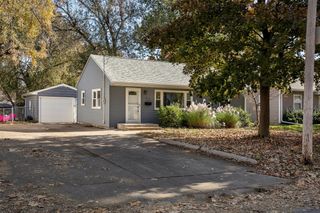 1517 61st Street, Des Moines, IA 50311