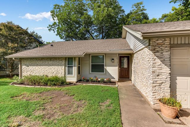 12107 Scissortail DR, Austin, TX 78750
