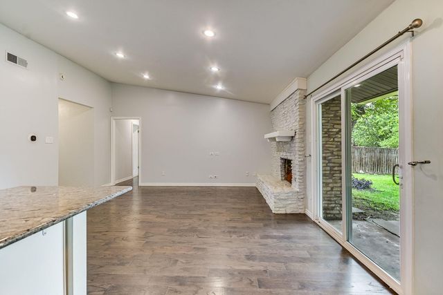 12107 Scissortail DR, Austin, TX 78750