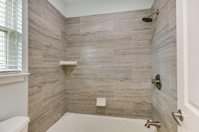 12107 Scissortail DR, Austin, TX 78750