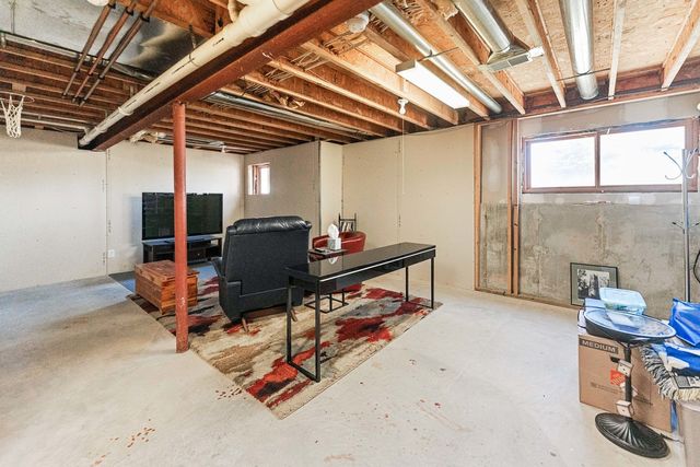 1169 Golf Court, Dekalb, IL 60115