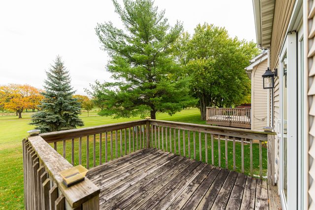 1169 Golf Court, Dekalb, IL 60115