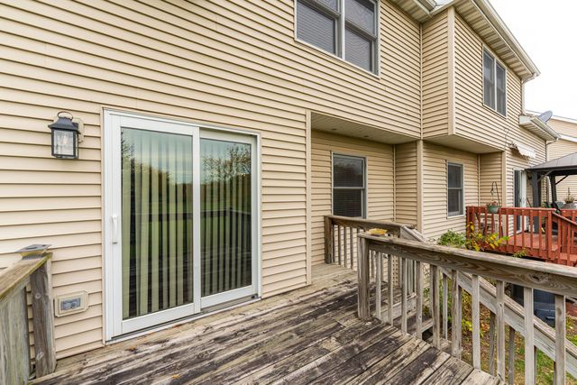 1169 Golf Court, Dekalb, IL 60115