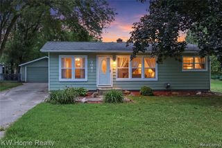 2042 Orland, Wixom, MI 48393