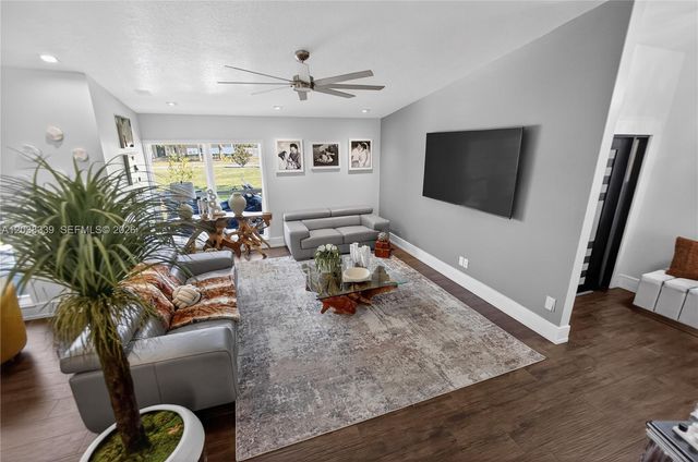 15050 SW 167th St, Miami, FL 33187